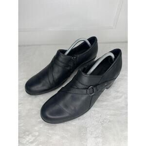 Clarks Womens Black Leather Slip-On Shoes With Buckle Detail Size 11M